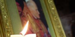 V předvečer slavnosti Božího milosrdenství se Jan Pavel II. vrátil do Otcova domu V předvečer slavnosti Božího milosrdenství se Jan Pavel II. vrátil do Otcova domu