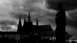 Temné mraky nad Hradčany Temné mraky nad Hradčany
